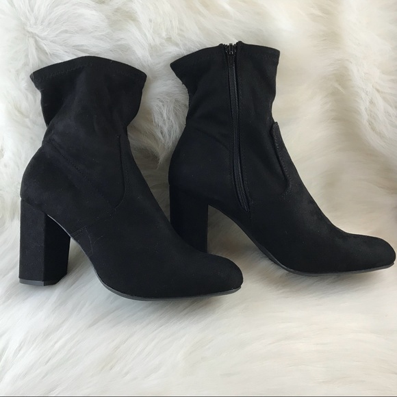 LEFT 9 RIGHT 8.5 Candies Black Block Heeled boot - Picture 5 of 8